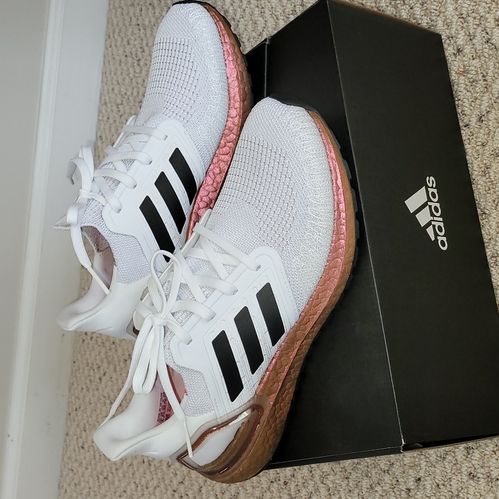 ADIDAS Ultraboost 20